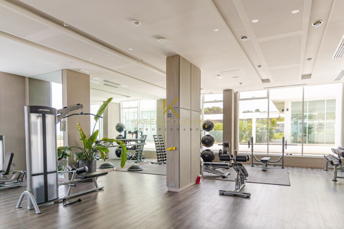 Apartamento ID.21095025 - Venta Apartamento en Punta del Este Le Parc III 1ra Línea Playa Brava
