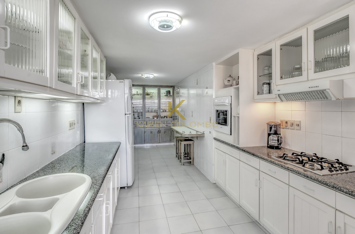 Apartamento ID.21095017 - Venta Apartamento en Punta del Este Golden Gate 1ra Línea de Mansa