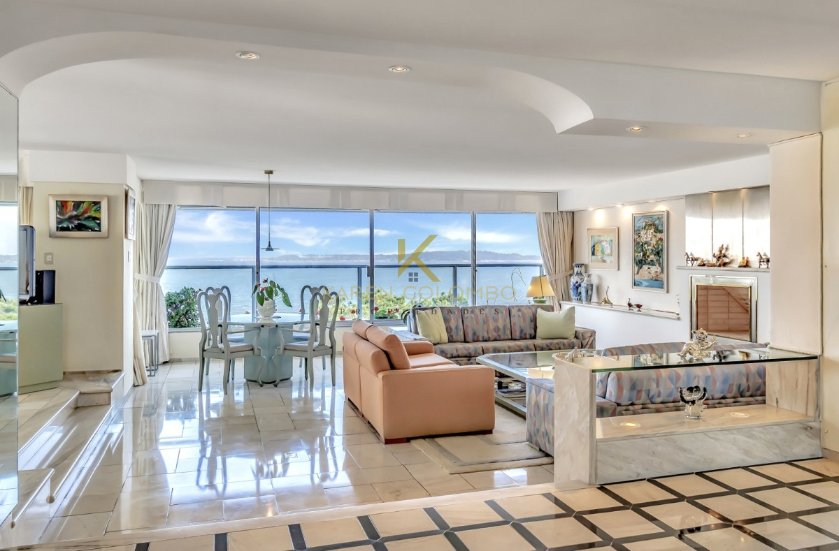Apartamento ID.21095017 - Venta Apartamento en Punta del Este Golden Gate 1ra Línea de Mansa