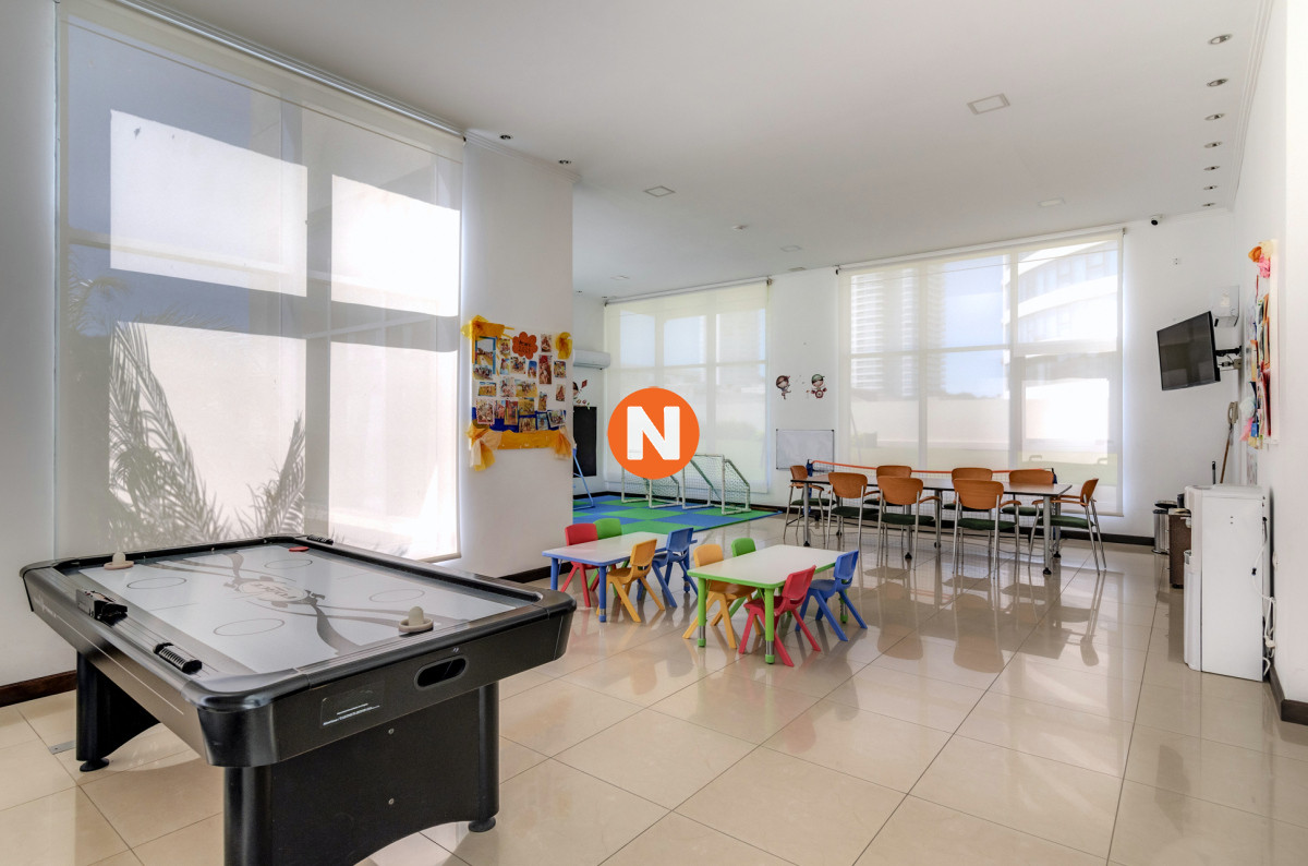 Apartamento Ref.223201 - Venta Apartamento en Punta del Este Torre Lobos 1ra Línea de Brava