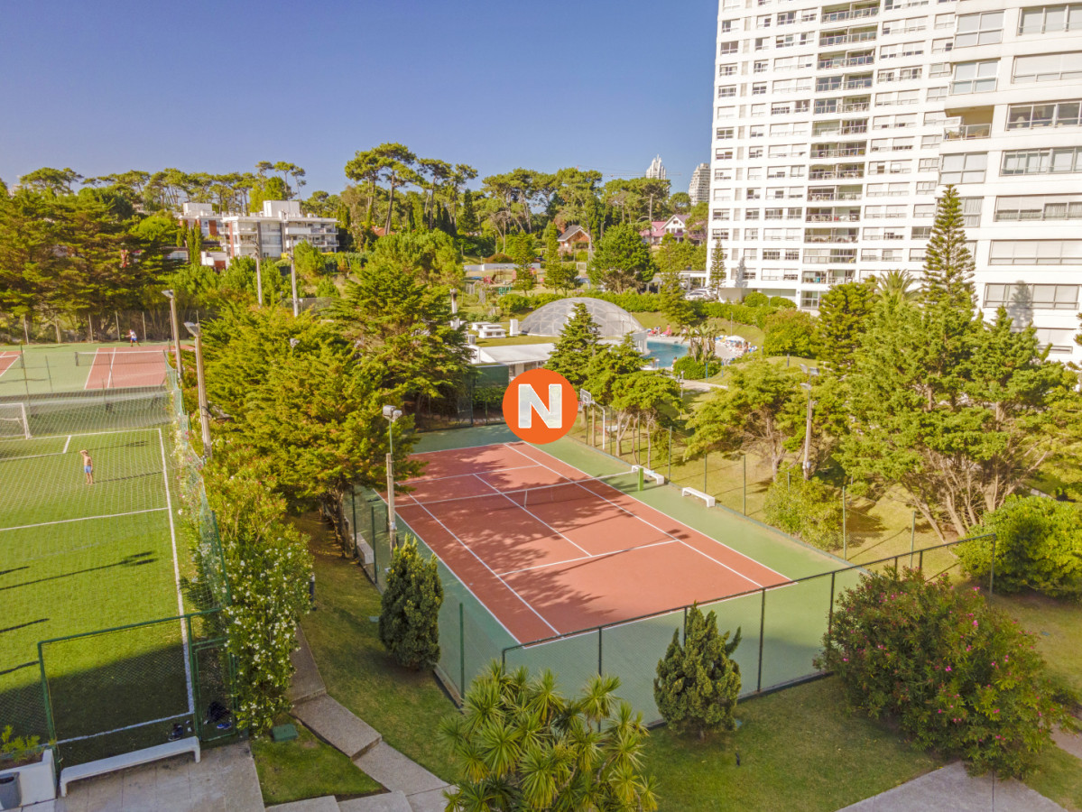 Apartamento Ref.224833 - Apartamento en Punta del Este Mansa Torre Jefferson en Complejo Lincoln Center 1ra Línea de Mansa Excelentes Amenities