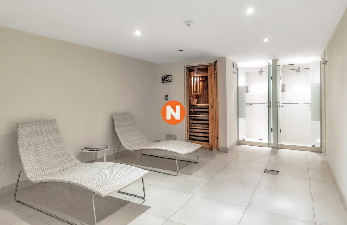 Apartamento Ref.223200 - Venta Apartamento en Punta del Este Golden Gate 1ra Línea de Mansa