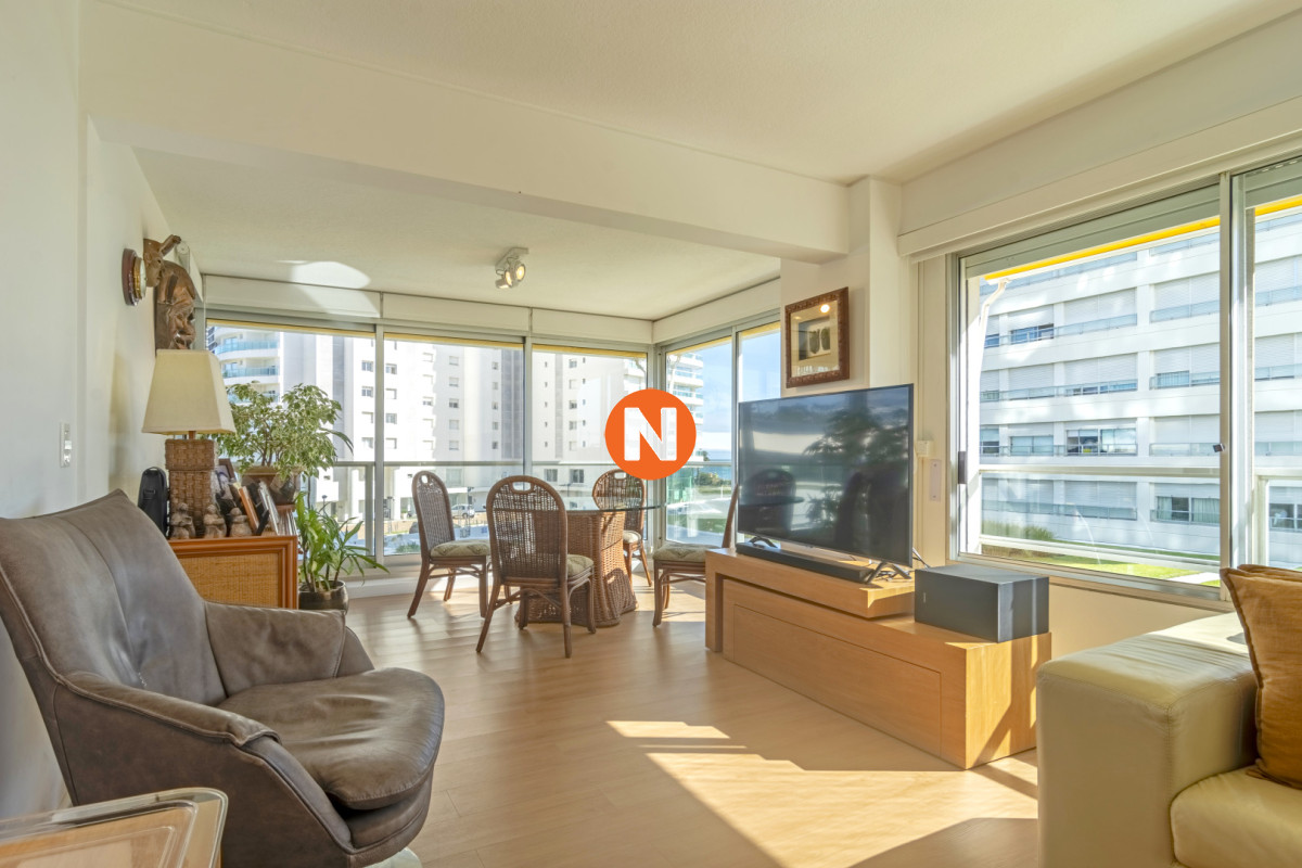 Apartamento Ref.224833 - Apartamento en Punta del Este Mansa Torre Jefferson en Complejo Lincoln Center 1ra Línea de Mansa Excelentes Amenities