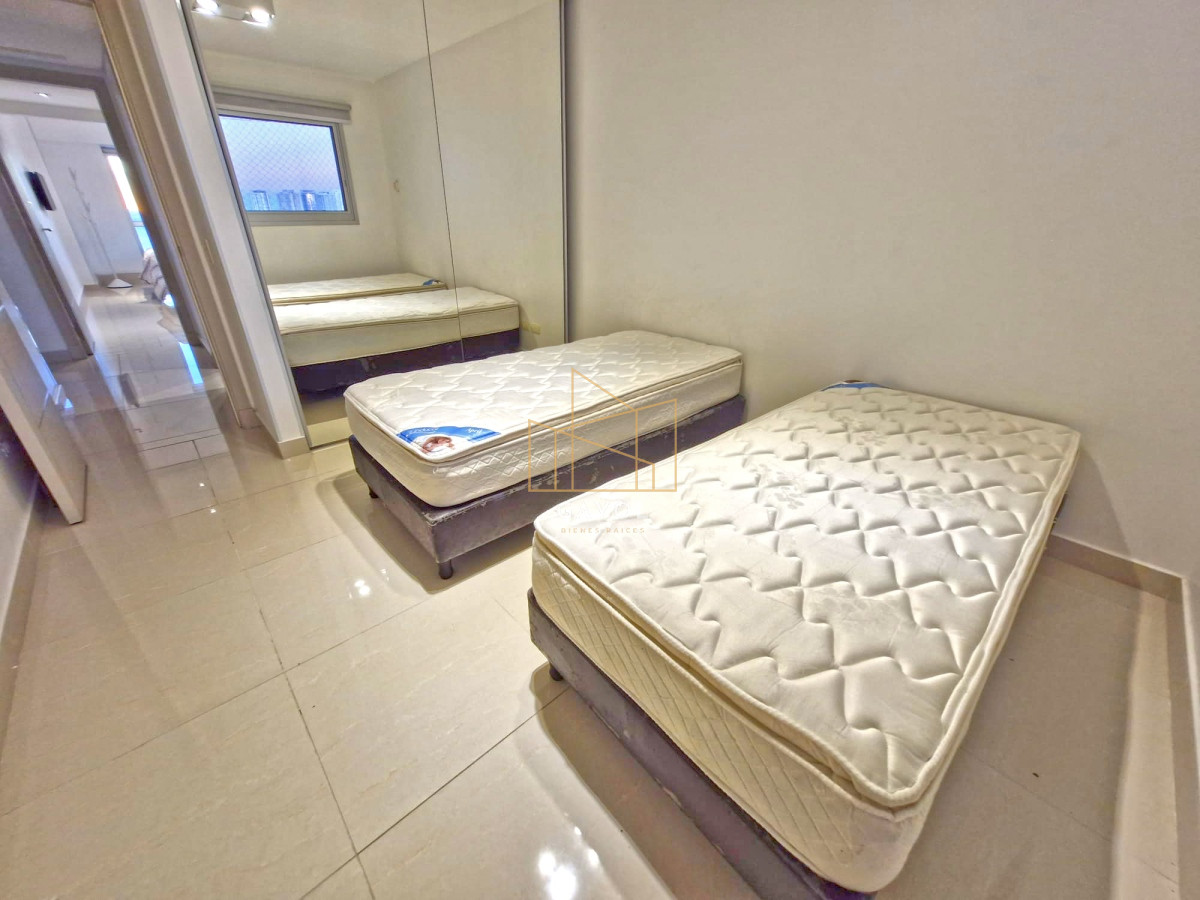Apartamento ID.325 - Venta Apartamento en Punta del Este Miami Boulevard I Playa Mansa Piso Alto