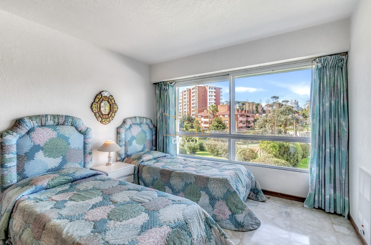 Apartamento ID.578 - Venta Apartamento en Punta del Este Torre Fragata en Mansa