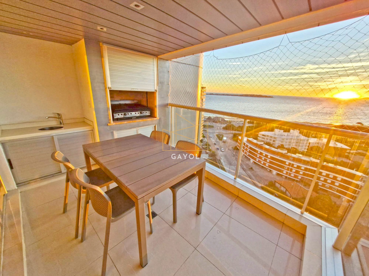 Apartamento ID.325 - Venta Apartamento en Punta del Este Miami Boulevard I Playa Mansa Piso Alto