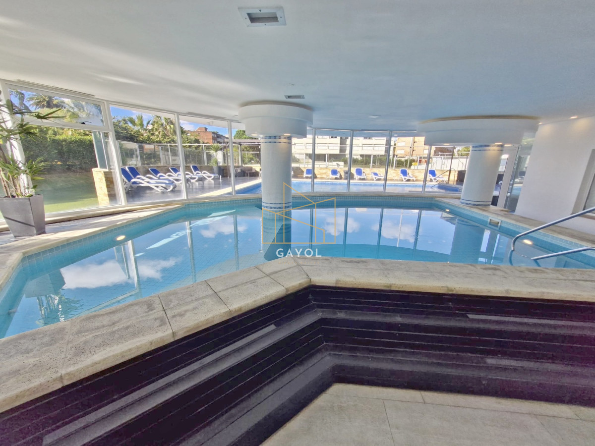 Apartamento ID.324 - Venta Apartamento en Punta del Este Casino Tower Mansa