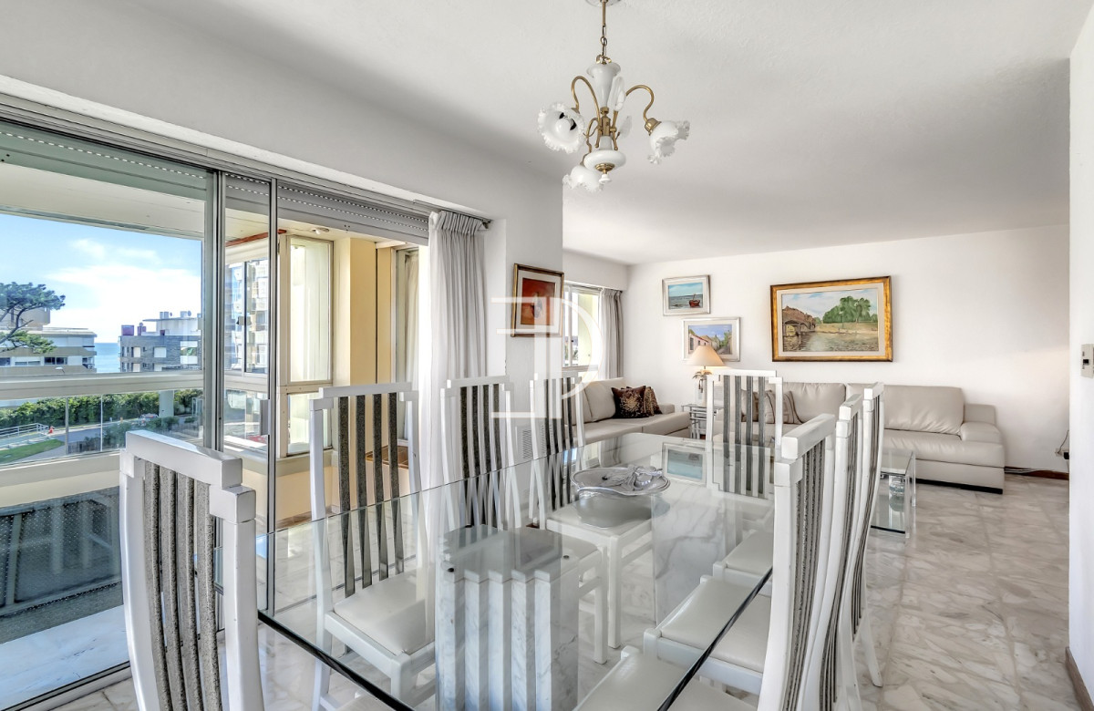 Apartamento ID.1055 - Venta Apartamento en Punta del Este Torre Fragata en Mansa