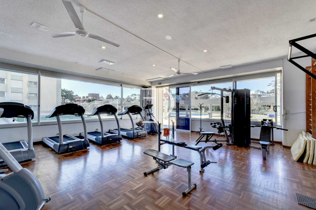 Apartamento ID.1055 - Venta Apartamento en Punta del Este Torre Fragata en Mansa