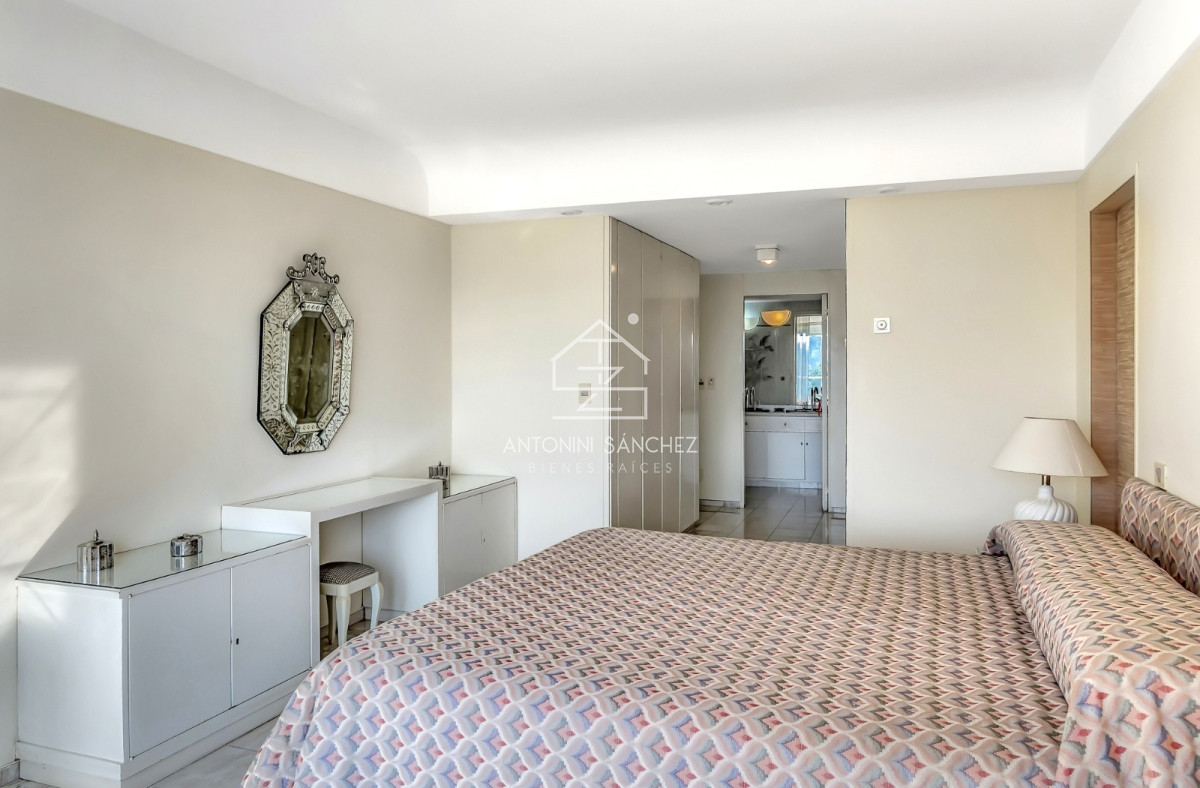 Apartamento ID.1448 - Venta Apartamento en Punta del Este Golden Gate 1ra Línea de Mansa