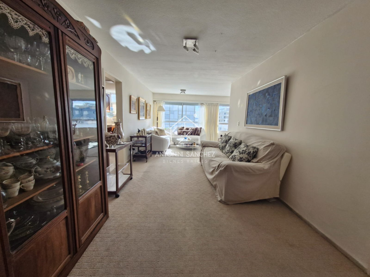 Apartamento ID.2321 - Venta Apartamento en Punta del Este Torre Van Gogh en Península