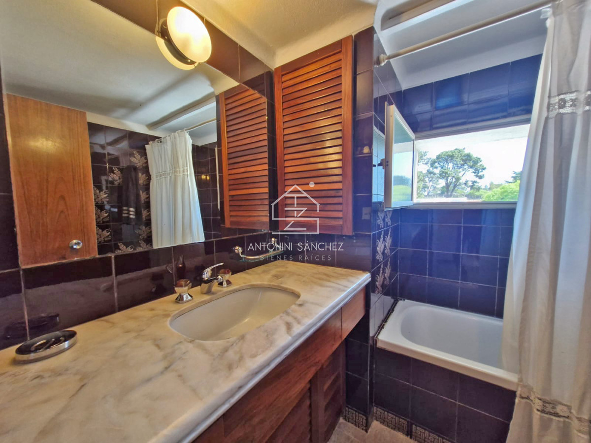 Apartamento ID.2014 - Venta Apartamento en Punta del Este Parquemar Bosque Zona Roosevelt