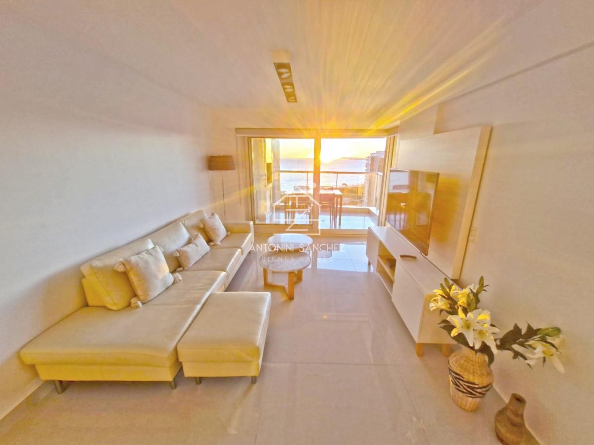 Apartamento ID.1376 - Venta Apartamento en Punta del Este Miami Boulevard I Playa Mansa Piso Alto