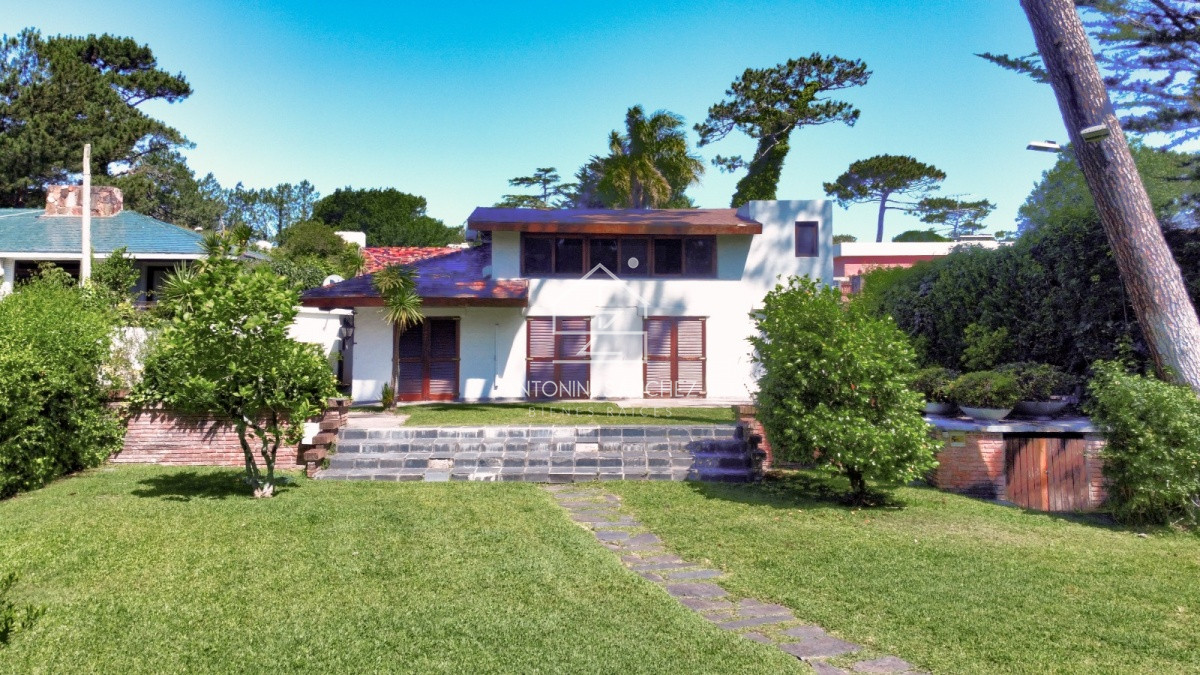 Casa ID.2145 - Venta casa playa  Mansa 