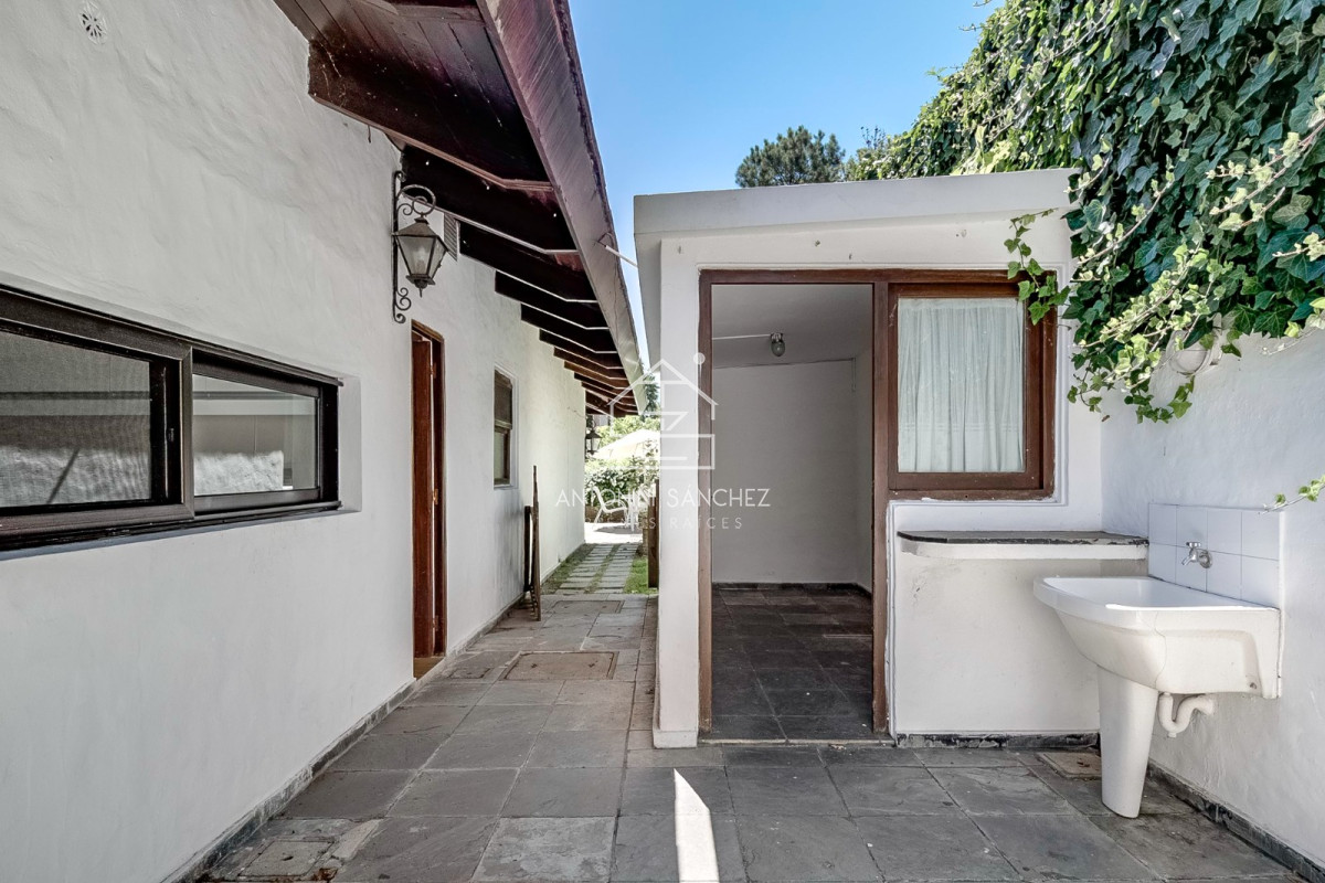 Casa ID.2145 - Venta casa playa  Mansa 