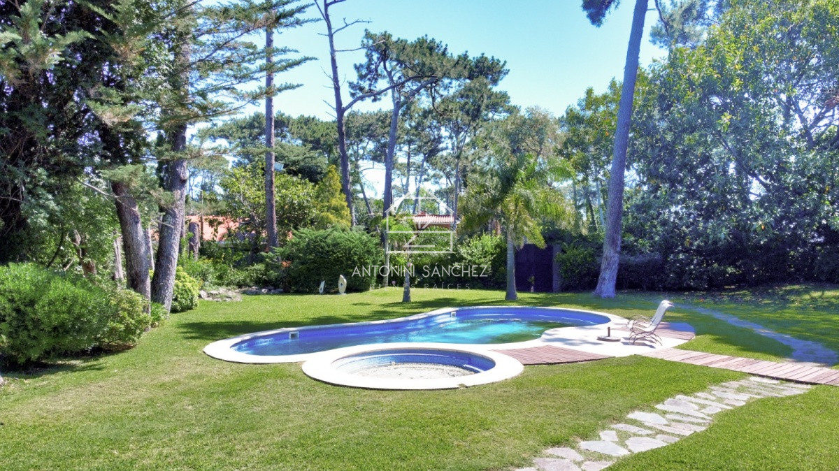 Casa ID.2145 - Venta casa playa  Mansa 