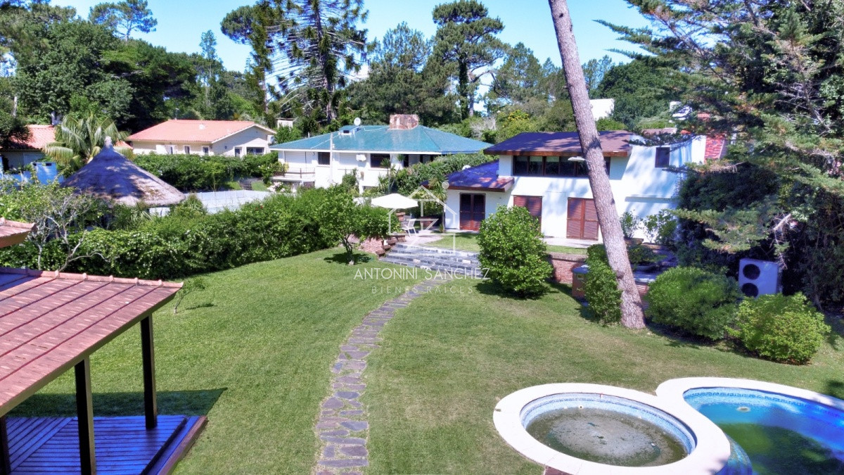 Casa ID.2145 - Venta casa playa  Mansa 