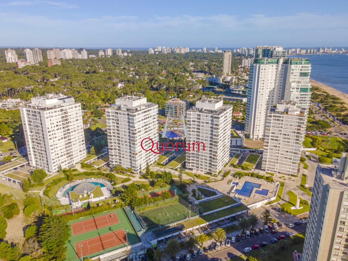 Apartamento ID.536 - Apartamento en Punta del Este Mansa Torre Jefferson en Complejo Lincoln Center 1ra Línea de Mansa Excelentes Amenities