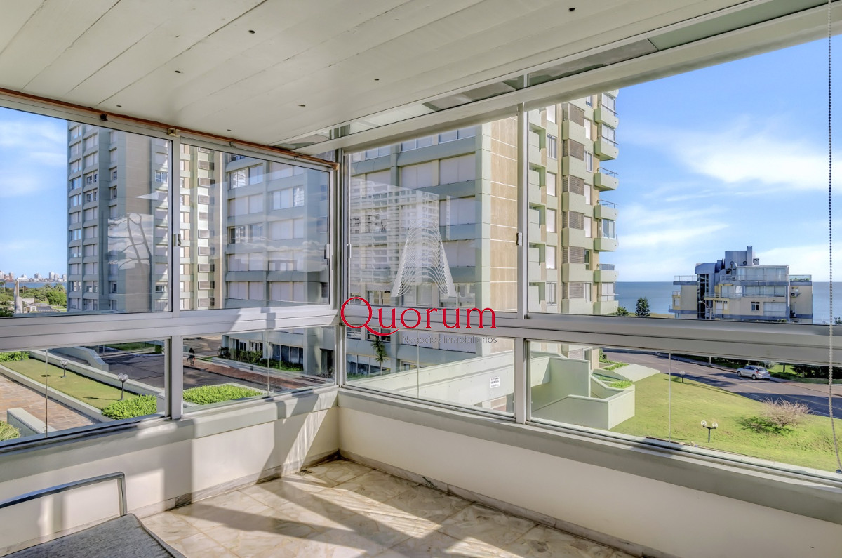 Apartamento ID.531 - Venta Apartamento en Punta del Este Torre Fragata en Mansa