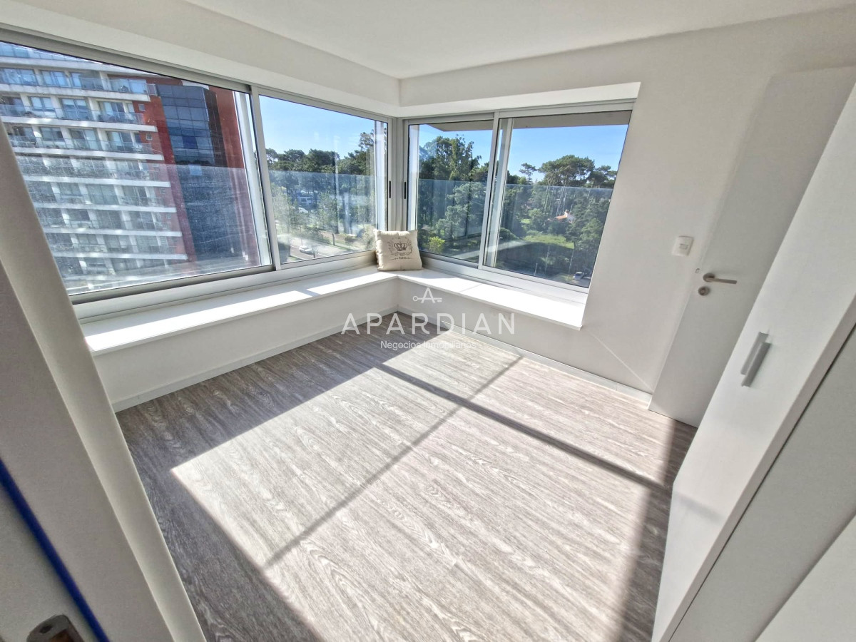Apartamento ID.21098139 - Venta Apartamento en Punta del Este Ocean Drive Country Roosevelt