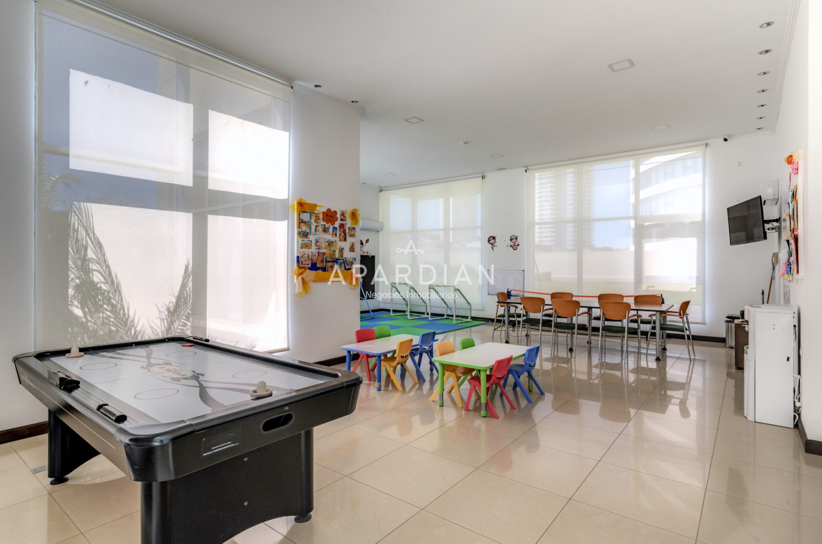 Apartamento ID.21097416 - Venta Apartamento en Punta del Este Torre Lobos 1ra Línea de Brava