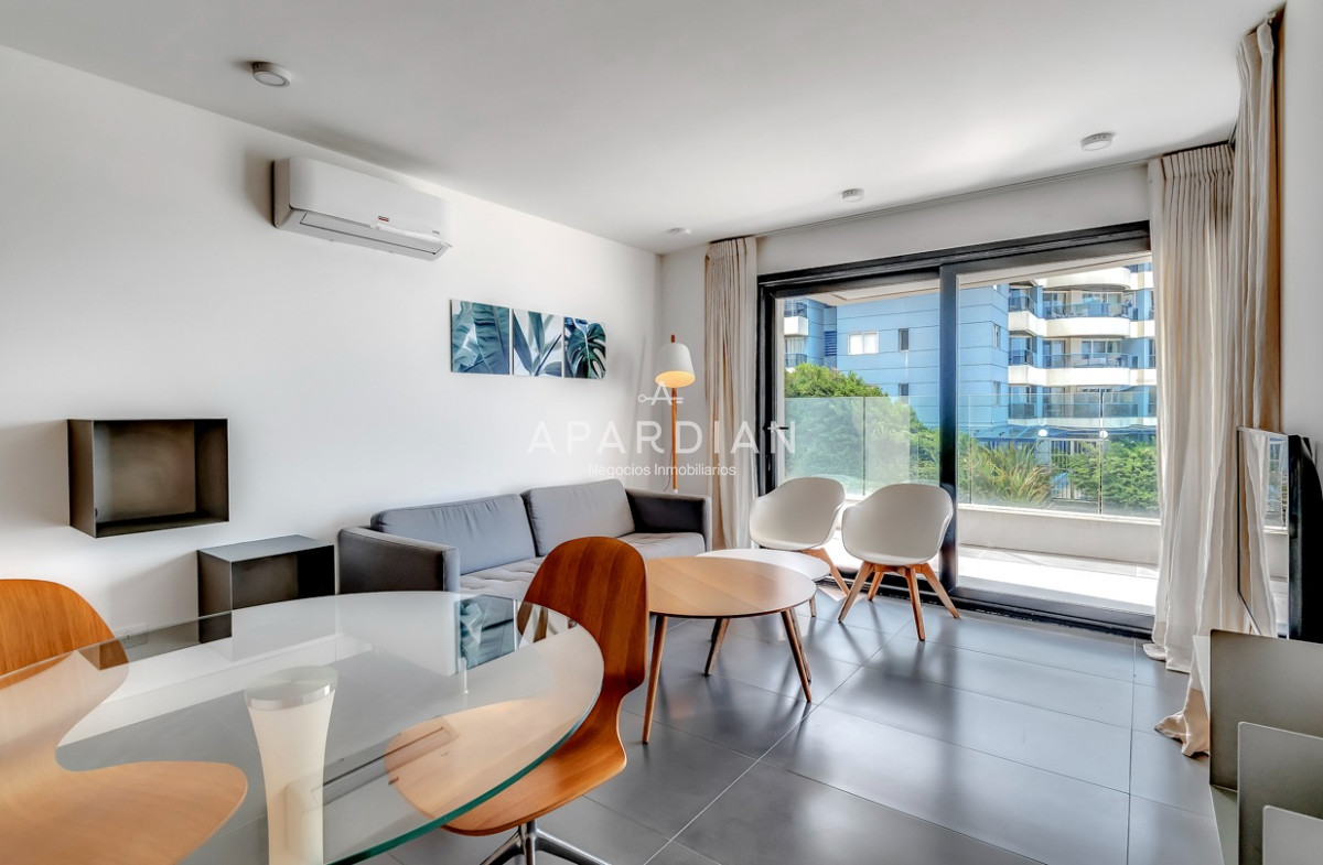 Apartamento ID.21097870 - Venta Apartamento en Punta del Este Bonaire V 1ra Línea de Brava en Península con Vista al Mar
