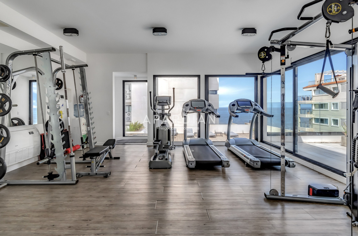 Apartamento ID.21097870 - Venta Apartamento en Punta del Este Bonaire V 1ra Línea de Brava en Península con Vista al Mar