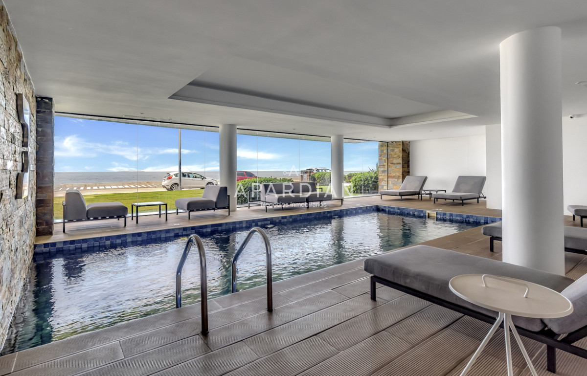 Apartamento ID.21097870 - Venta Apartamento en Punta del Este Bonaire V 1ra Línea de Brava en Península con Vista al Mar