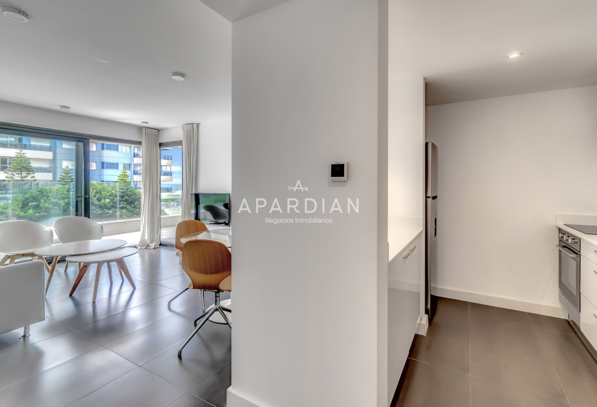Apartamento ID.21097870 - Venta Apartamento en Punta del Este Bonaire V 1ra Línea de Brava en Península con Vista al Mar