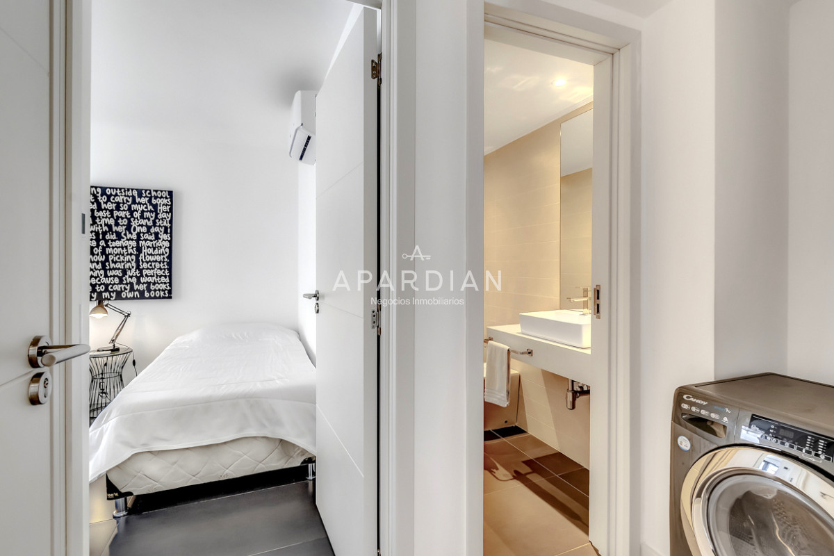 Apartamento ID.21097870 - Venta Apartamento en Punta del Este Bonaire V 1ra Línea de Brava en Península con Vista al Mar