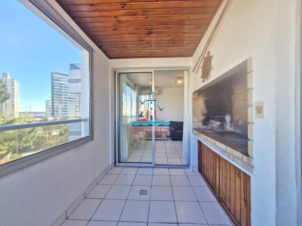 Apartamento ID.517 - Apartamento en venta en Punta del este de 2 dormitorios y dos baños 