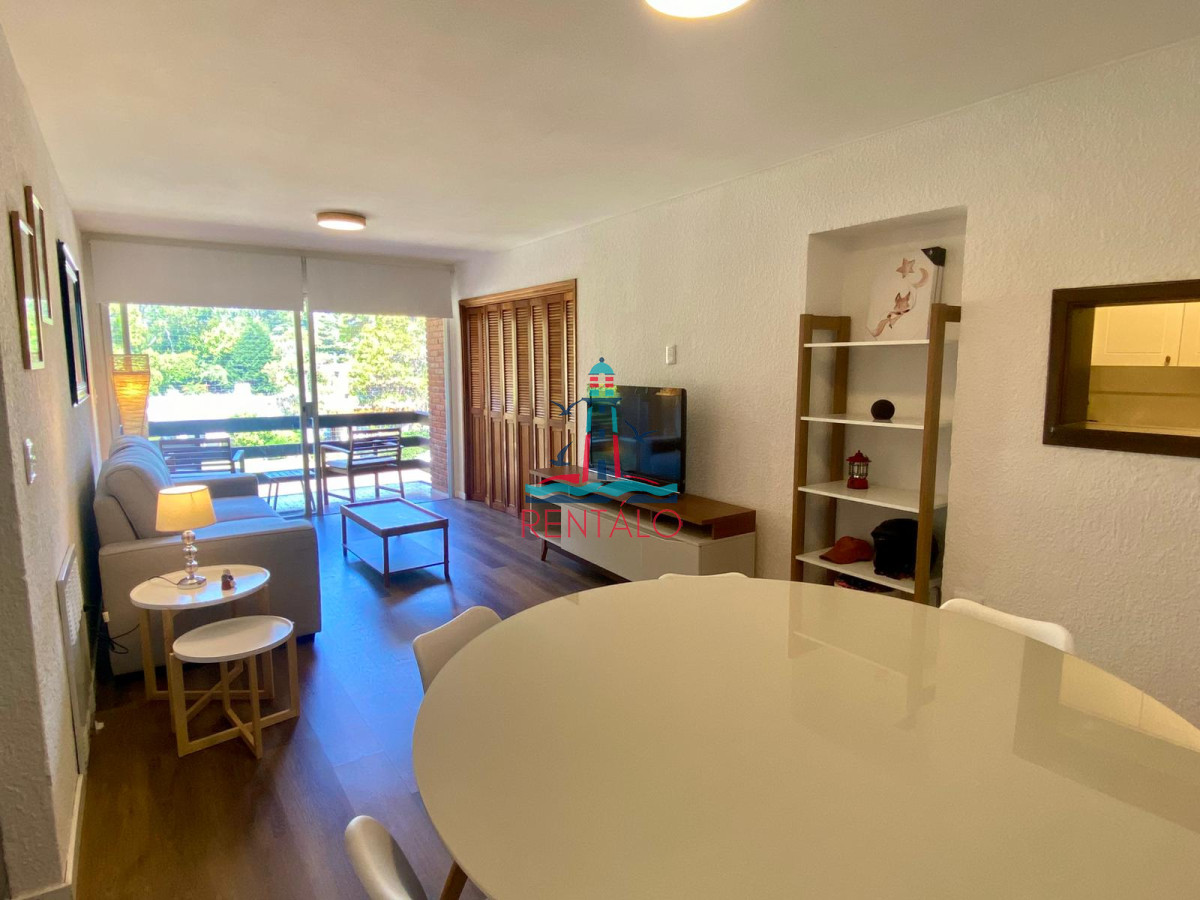Apartamento ID.106 - Venta Apartamento Reciclado en Punta del Este Edificio Midas en Complejo Arcobaleno