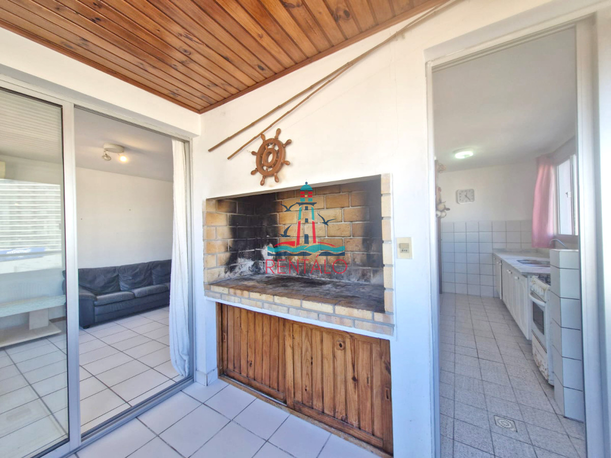 Apartamento ID.517 - Apartamento en venta en Punta del este de 2 dormitorios y dos baños 