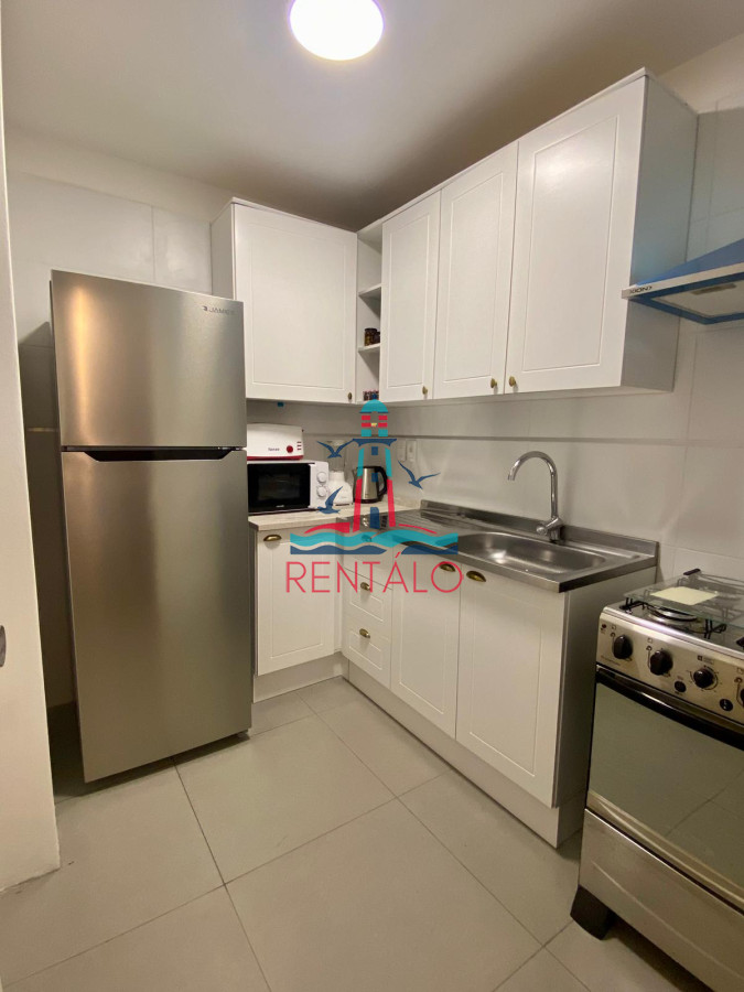 Apartamento ID.106 - Venta Apartamento Reciclado en Punta del Este Edificio Midas en Complejo Arcobaleno