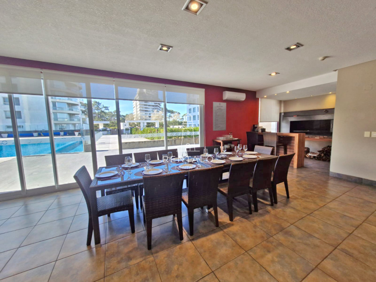 Apartamento ID.853 - Apartamento en venta de 3 dormitorios en Punta del este Ocean Drive 