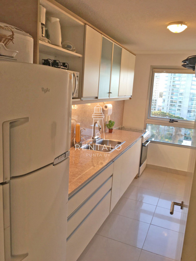 Apartamento ID.853 - Apartamento en venta de 3 dormitorios en Punta del este Ocean Drive 