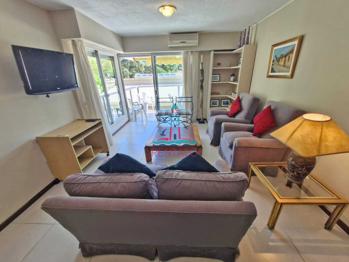 Apartamento ID.107 - Venta Apartamento en Punta del Este 2 dormitorios Parquemar Bosque Zona Roosevelt