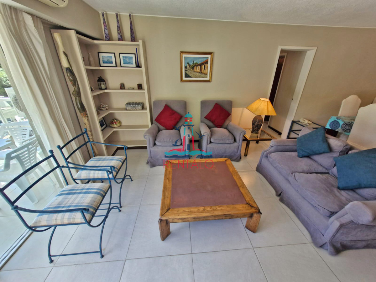 Apartamento ID.107 - Venta Apartamento en Punta del Este 2 dormitorios Parquemar Bosque Zona Roosevelt