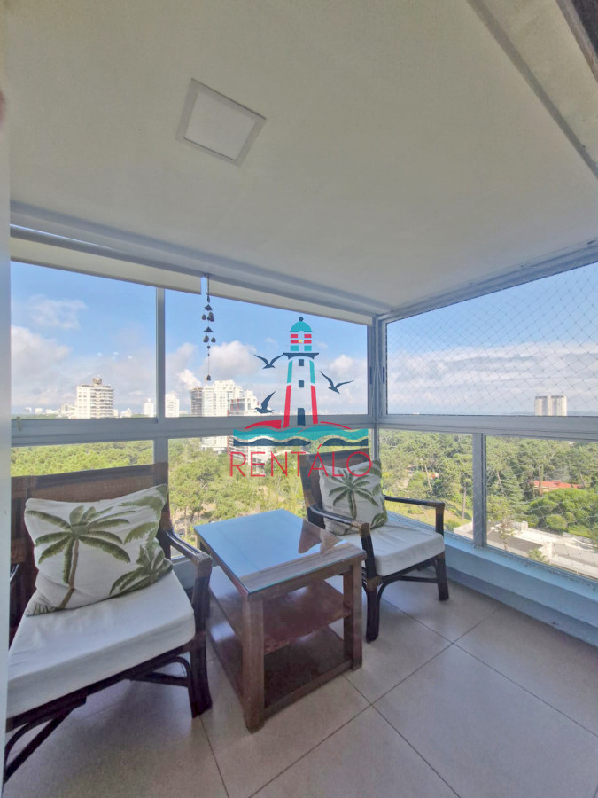 Apartamento ID.108 - Venta Apartamento en Punta del Este 2 dormitorios Parquemar Bosque Totalmente Reciclado Zona Roosevelt