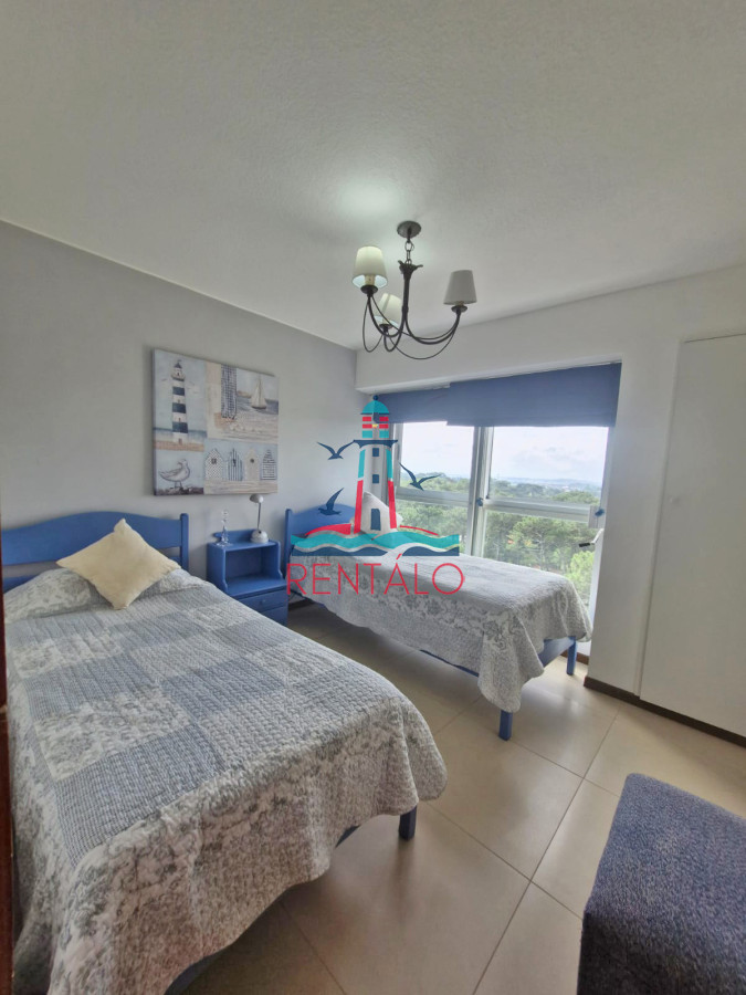 Apartamento ID.108 - Venta Apartamento en Punta del Este 2 dormitorios Parquemar Bosque Totalmente Reciclado Zona Roosevelt