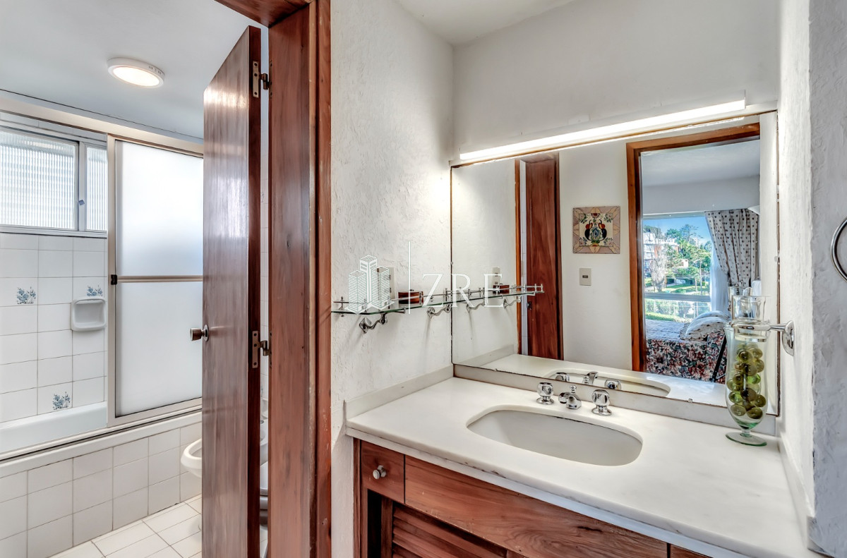 Apartamento ID.898 - Venta Apartamento en Punta del Este Torre Fragata en Mansa