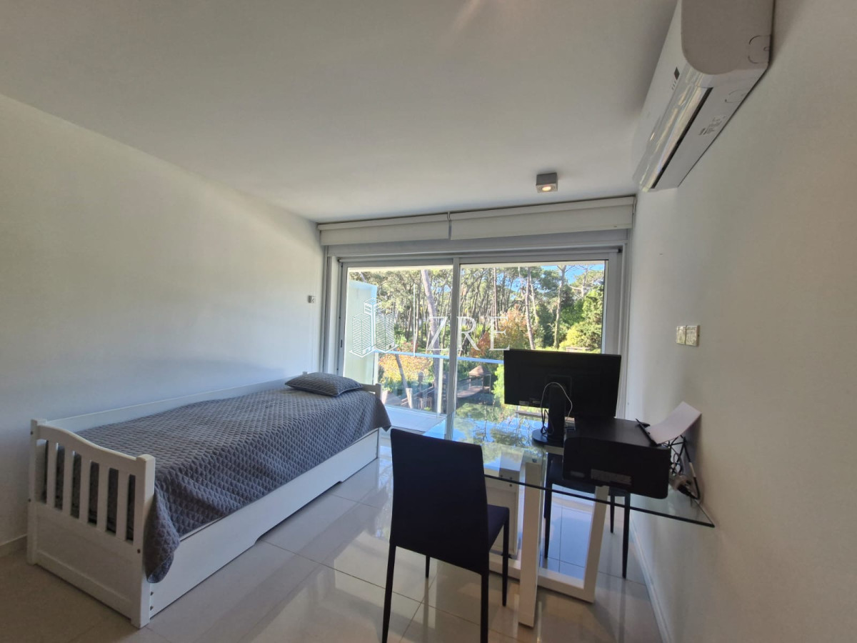 Apartamento ID.1209 - Venta Apartamento en Punta del Este Parc Du Soleil Penthouse Duplex en Mansa