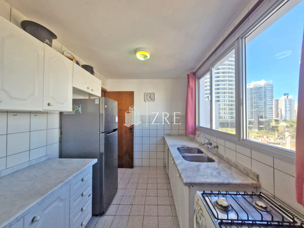 Apartamento ID.900 - Venta Apartamento en Punta del Este Cap Ferrat a 1 Cuadra de Playa Mansa