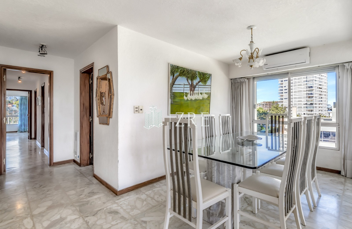 Apartamento ID.898 - Venta Apartamento en Punta del Este Torre Fragata en Mansa