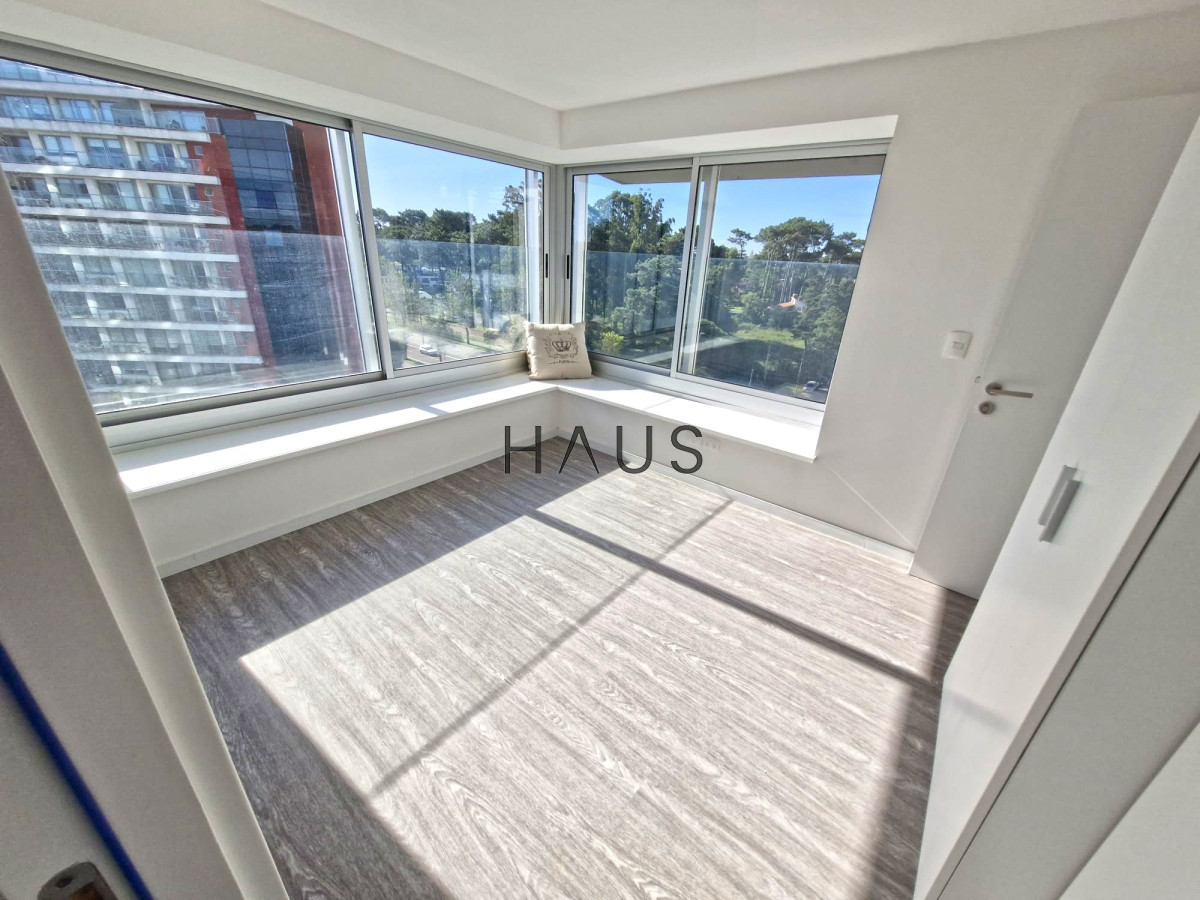 Apartamento ID.140 - Venta Apartamento en Punta del Este Ocean Drive Country Roosevelt