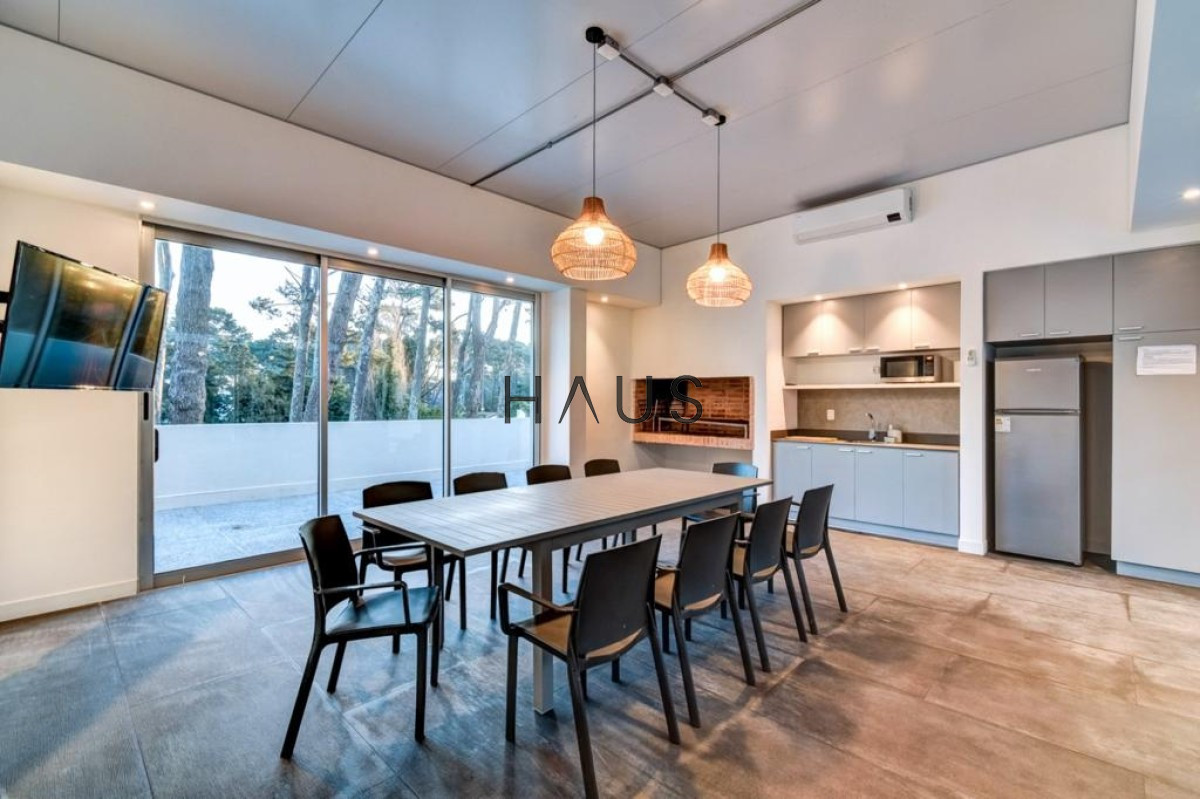 Apartamento ID.140 - Venta Apartamento en Punta del Este Ocean Drive Country Roosevelt