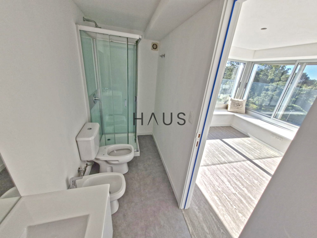 Apartamento ID.140 - Venta Apartamento en Punta del Este Ocean Drive Country Roosevelt