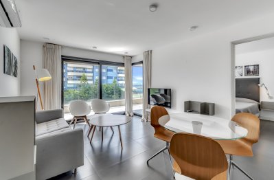 Venta Apartamento en Punta del Este Bonaire V 1ra Línea de Brava en Península con Vista al Mar