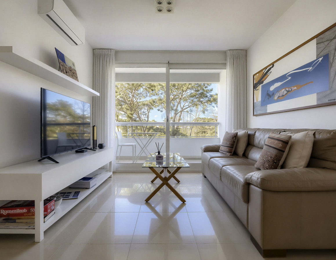Venta Apartamento en Punta del Este Jardines de la Sierra Zona Roosevelt 2 Dormitorios Living con Terraza