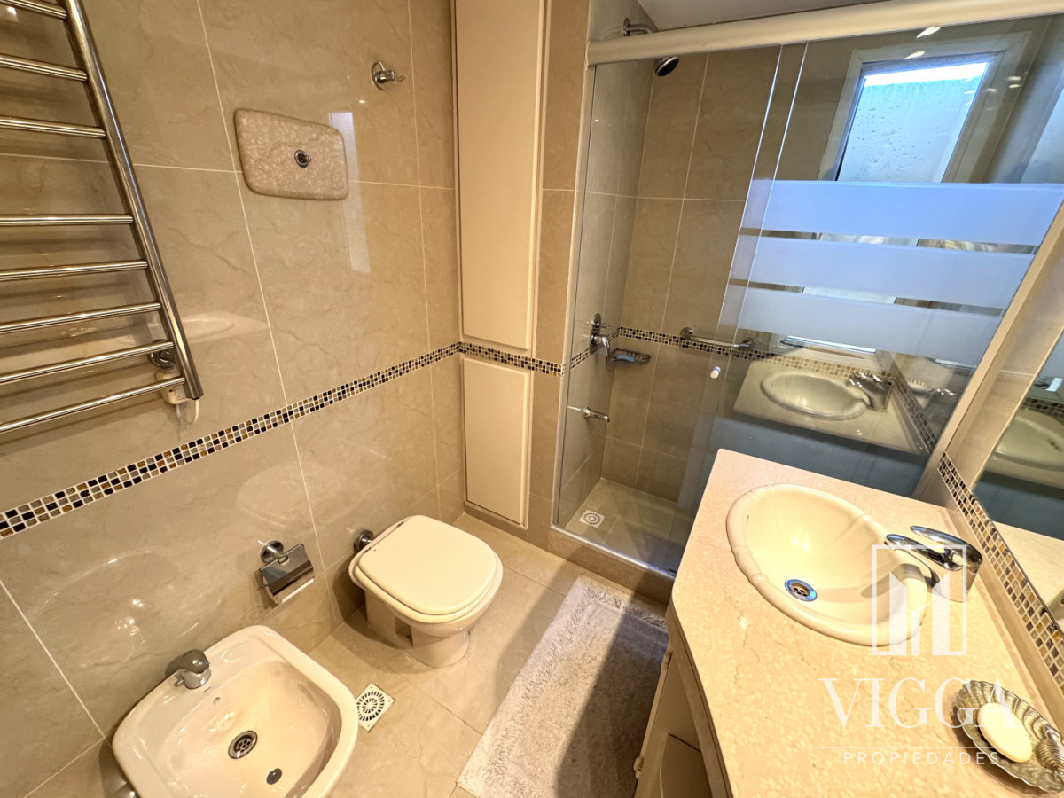Apartamento ID.28 - Departamento Venta Parquemar Center 4 dormitorios